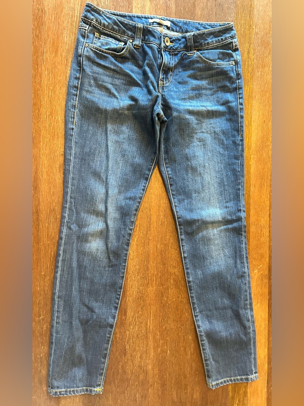 CAbi Jeans Women’s Size 8 Dark Wash Skinny Stretch Denim
